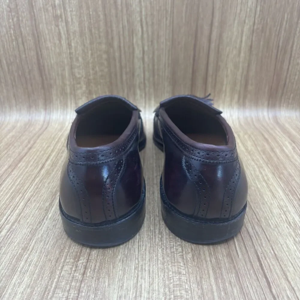 Allen Edmonds Bridgeton Loafers Mens Shoes 10.D Burgundy Brogue Kiltie‎ Tassel